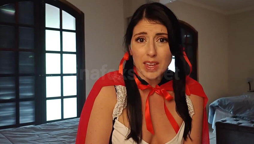 Loreena Fox – Red’s Taboo Encounter