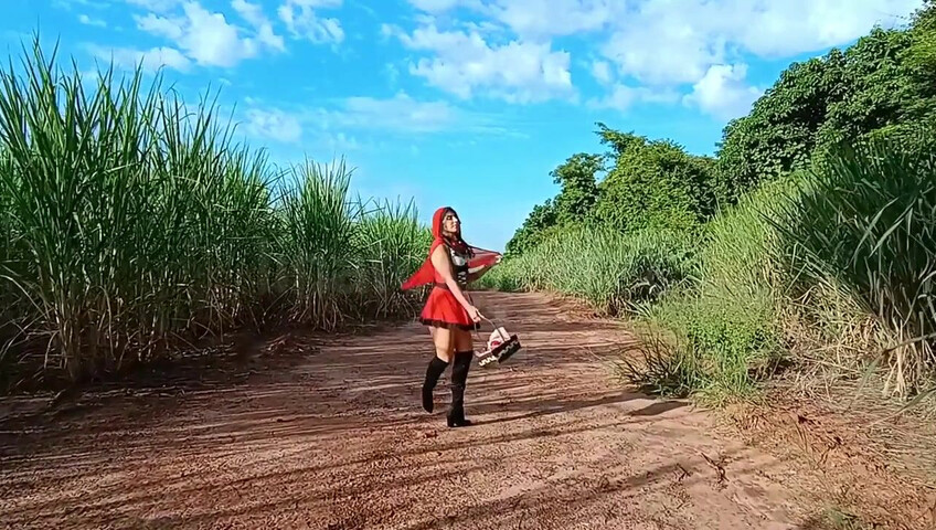 Loreena Fox – Red’s Taboo Encounter