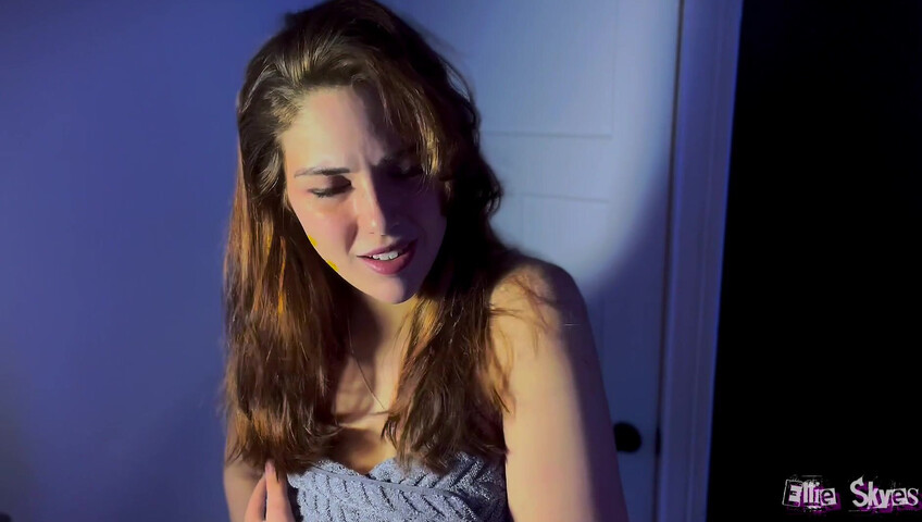 Ellie Skyes - I Thought My Mom Got Rid Of You