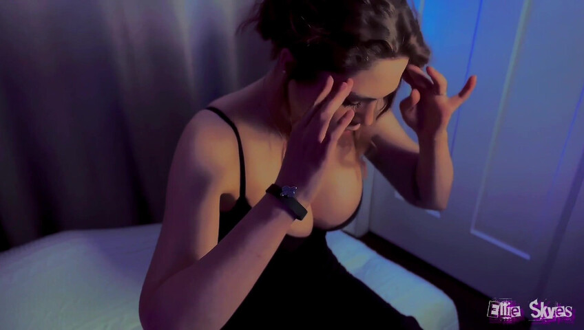 Ellie Skyes - Joi Top