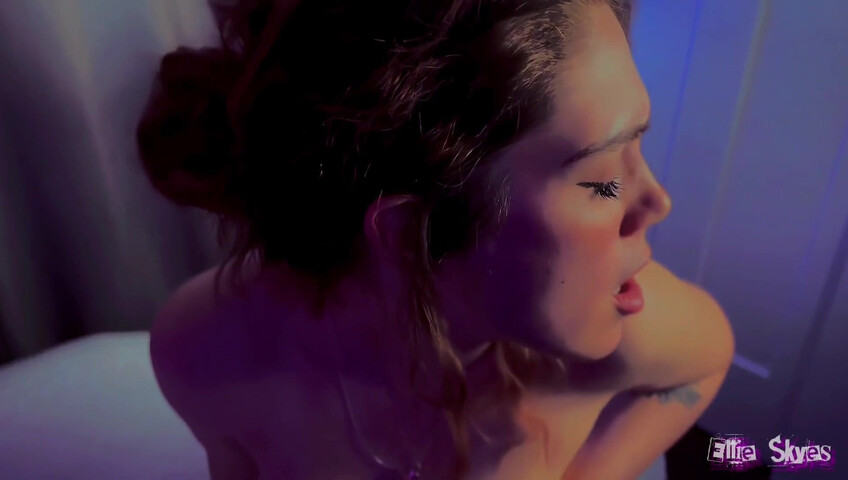 Ellie Skyes - Joi Top