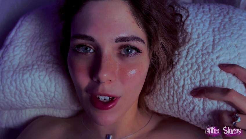 Ellie Skyes - Joi Top