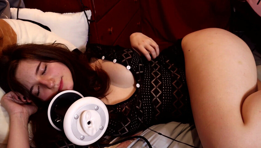 Aftyn Rose ASMR - cuddly lingerie try-on