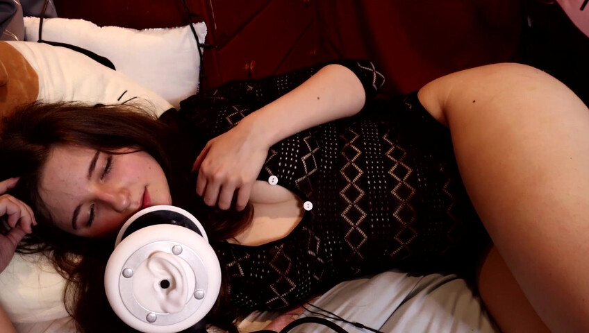 Aftyn Rose ASMR - cuddly lingerie try-on