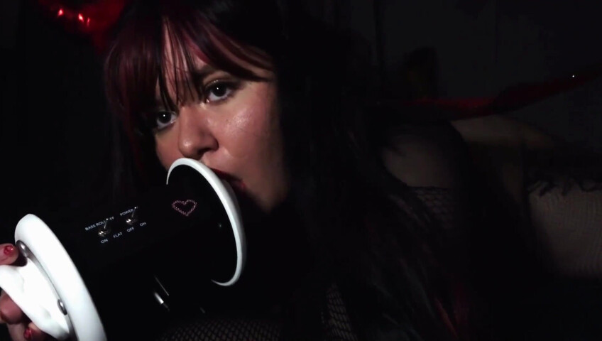 EmmaTASMR - Distracted - Sensitive Mouth Sounds