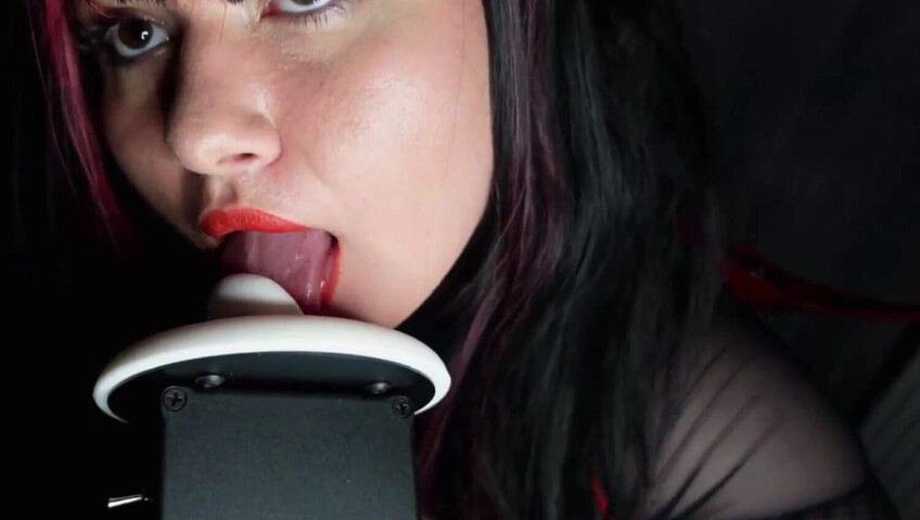 EmmaTASMR - Distracted - Sensitive Mouth Sounds