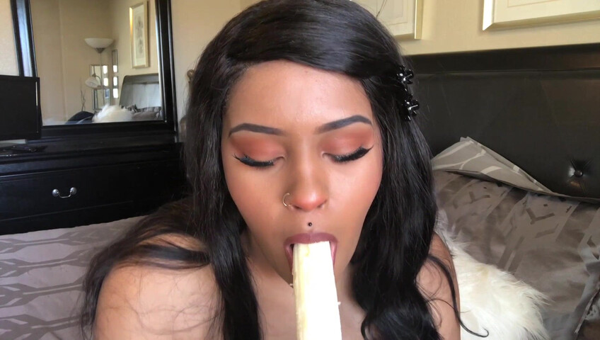 EmoThot - Oral Fixation Fruit ASMR