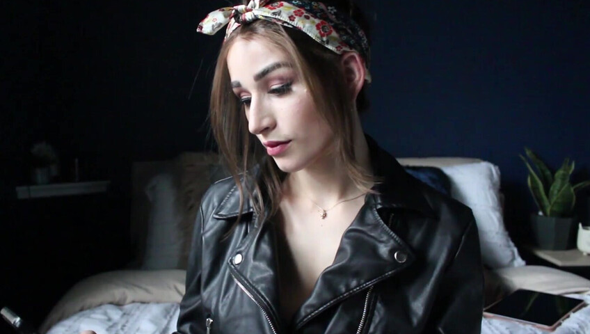 AuroraXoxo - Jealous Ex-Girlfriend JOI