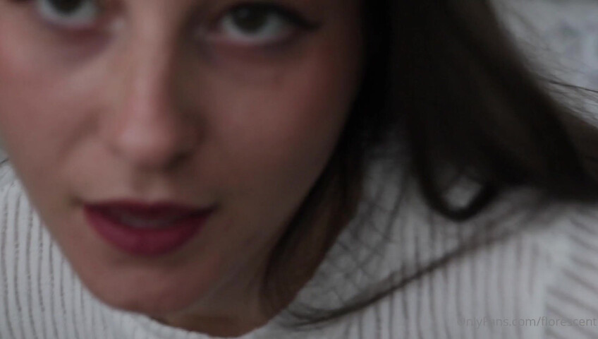 Florescent ASMR Pussy - 27 April 2024 - Hot Naked Yoga - Intimate Yoga