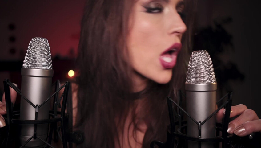 Gina Carla ASMR - Exclusive Close Up Kisses - 22 September 2020