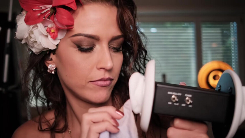 Gina Carla ASMR - Exclusive Ear Attention 8 September 2020