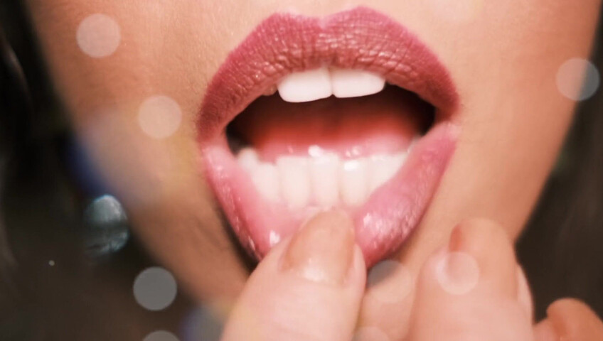 Gina Carla ASMR - Extreme Close Up - Premium Exclusive