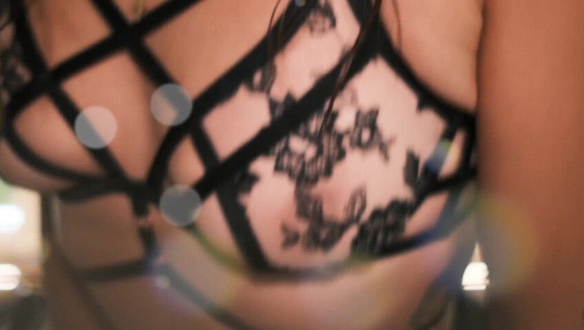 Gina Carla ASMR - Extreme Close Up - Premium Exclusive