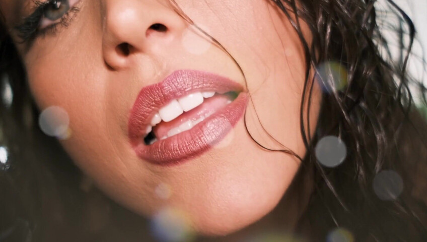 Gina Carla ASMR - Extreme Close Up - Premium Exclusive