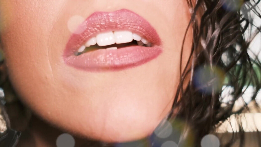 Gina Carla ASMR - Extreme Close Up - Premium Exclusive