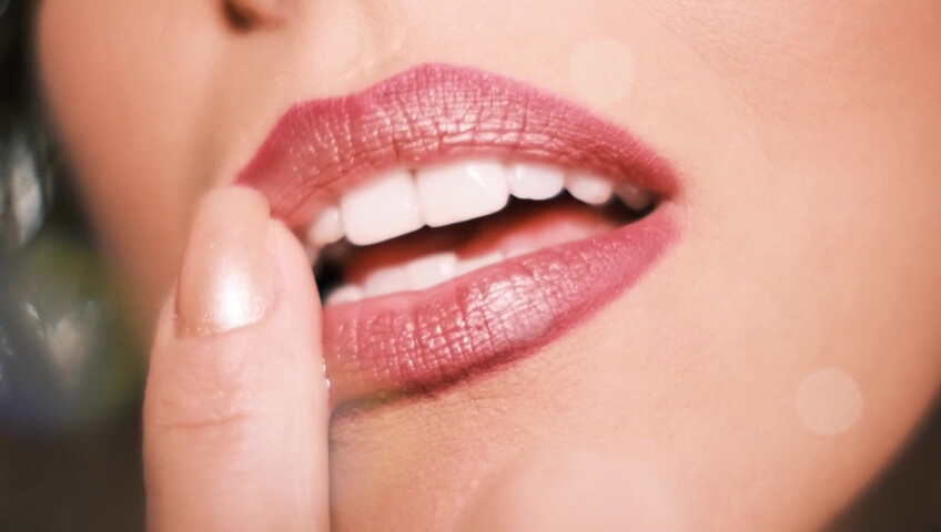 Gina Carla ASMR - Extreme Close Up - Premium Exclusive