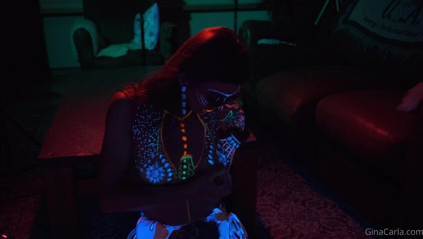 Gina Carla ASMR - Neon boobs­ Premium Exclusive 19 September 2020