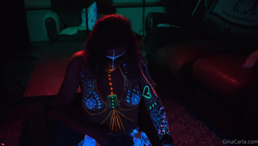 Gina Carla ASMR - Neon boobs­ Premium Exclusive 19 September 2020
