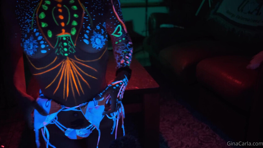 Gina Carla ASMR - Neon boobs­ Premium Exclusive 19 September 2020