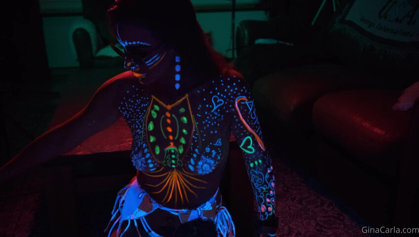 Gina Carla ASMR - Neon boobs­ Premium Exclusive 19 September 2020