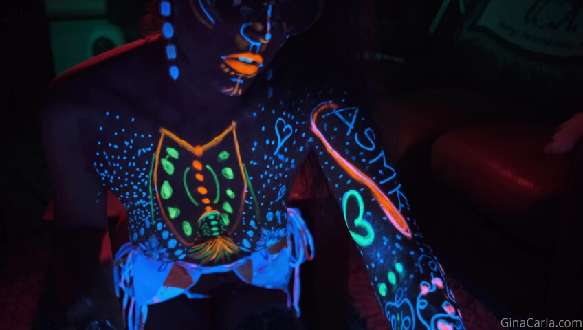 Gina Carla ASMR - Neon boobs­ Premium Exclusive 19 September 2020