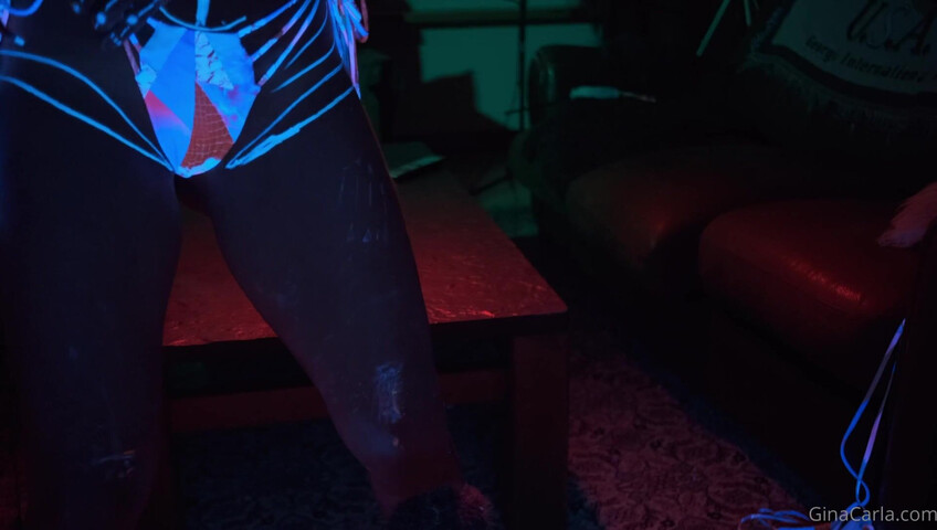 Gina Carla ASMR - Neon boobs­ Premium Exclusive 19 September 2020