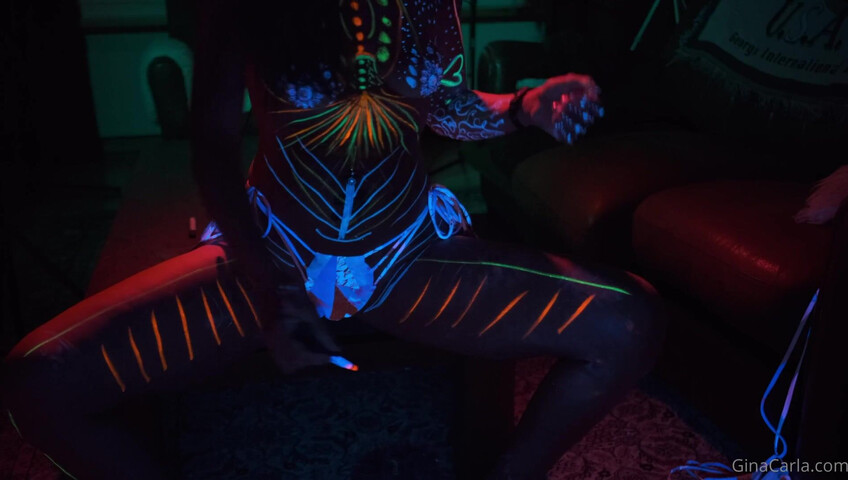 Gina Carla ASMR - Neon boobs­ Premium Exclusive 19 September 2020