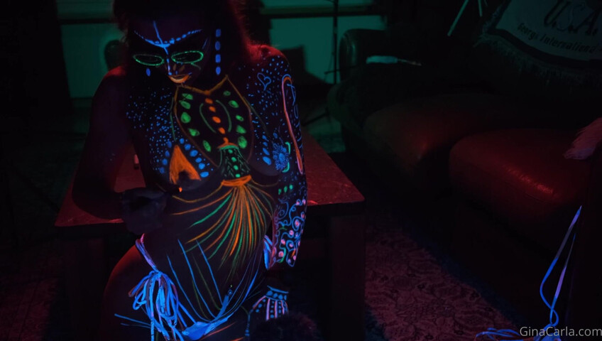 Gina Carla ASMR - Neon boobs­ Premium Exclusive 19 September 2020