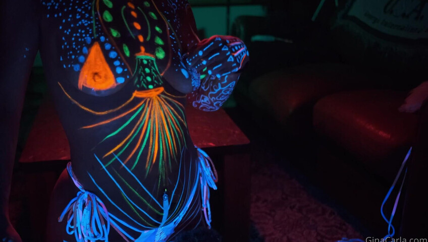 Gina Carla ASMR - Neon boobs­ Premium Exclusive 19 September 2020