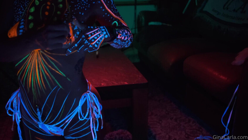 Gina Carla ASMR - Neon boobs­ Premium Exclusive 19 September 2020