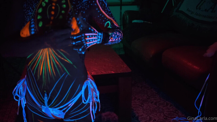 Gina Carla ASMR - Neon boobs­ Premium Exclusive 19 September 2020