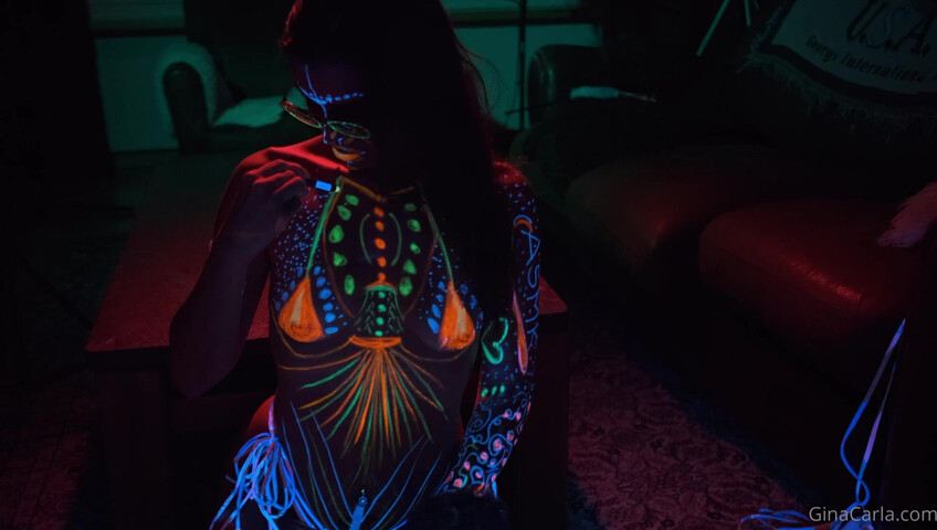 Gina Carla ASMR - Neon boobs­ Premium Exclusive 19 September 2020