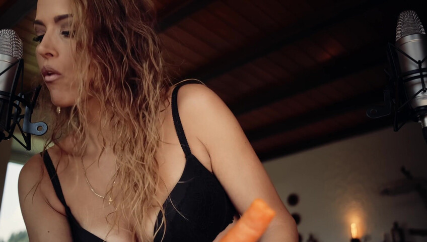 Gina Carla ASMR - Not Banana but Carrot! 28 July 2020