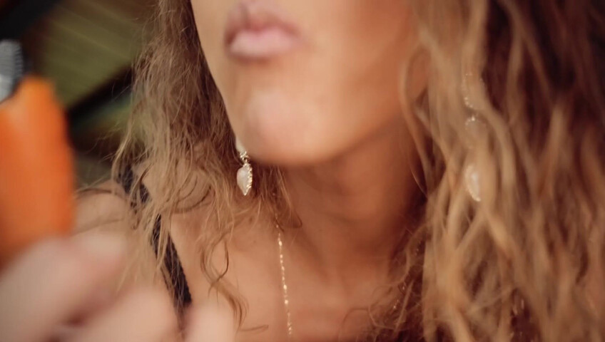 Gina Carla ASMR - Not Banana but Carrot! 28 July 2020