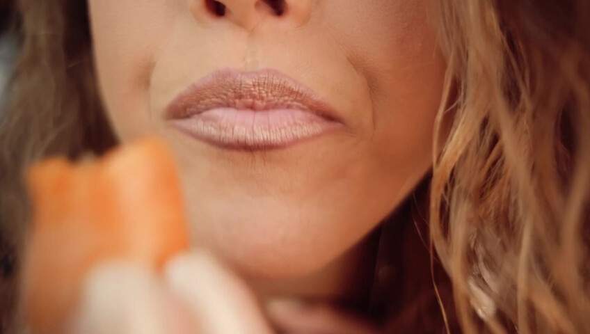 Gina Carla ASMR - Not Banana but Carrot! 28 July 2020