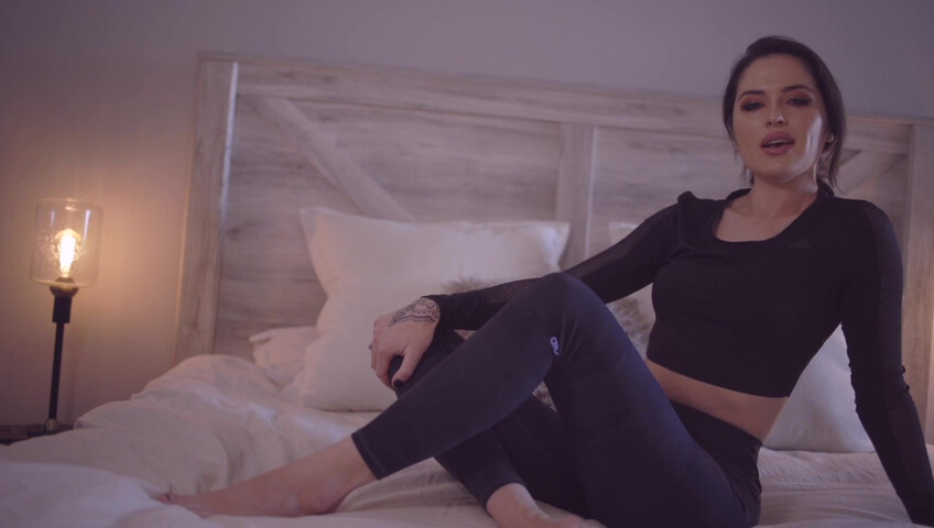 Goddess Alessa - Eat it for StepMommy