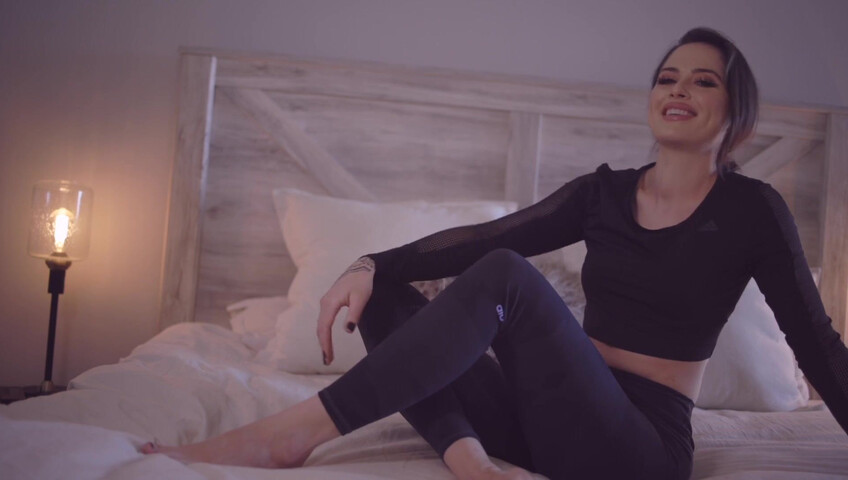 Goddess Alessa - Eat it for StepMommy