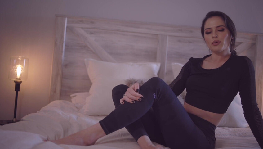 Goddess Alessa - Eat it for StepMommy