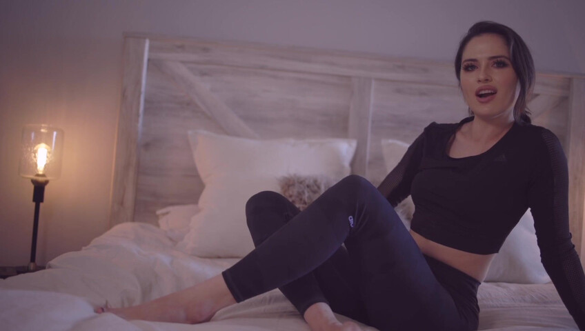 Goddess Alessa - Eat it for StepMommy