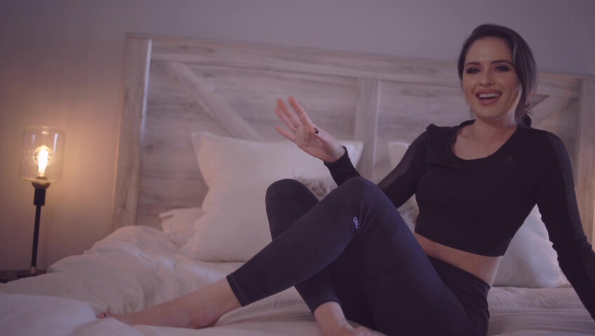 Goddess Alessa - Eat it for StepMommy