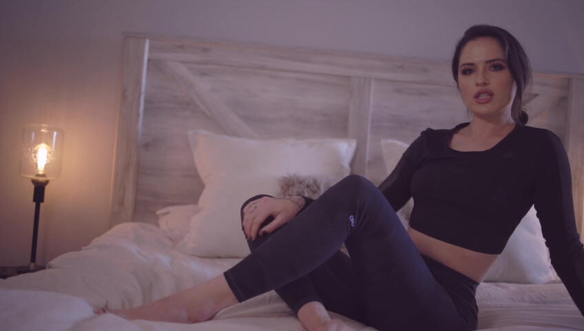 Goddess Alessa - Eat it for StepMommy