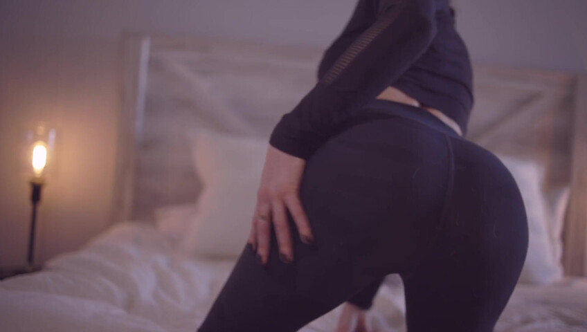 Goddess Alessa - Eat it for StepMommy