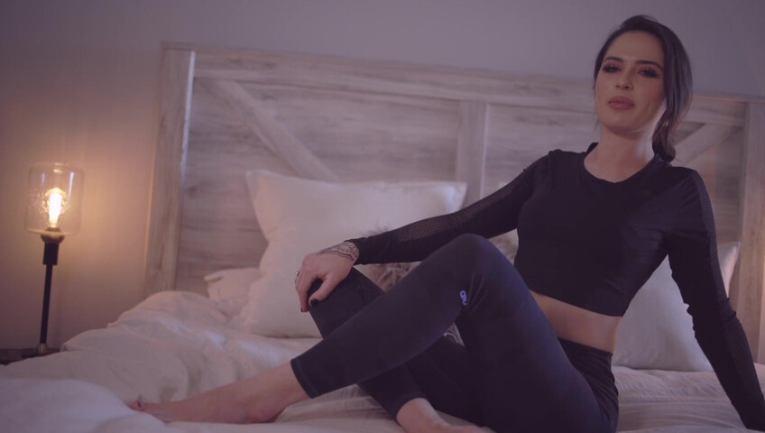 Goddess Alessa - Eat it for StepMommy