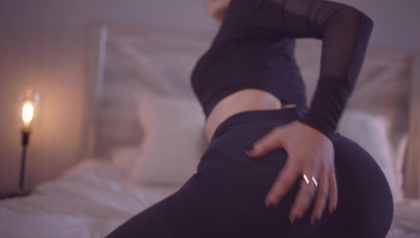 Goddess Alessa - Eat it for StepMommy