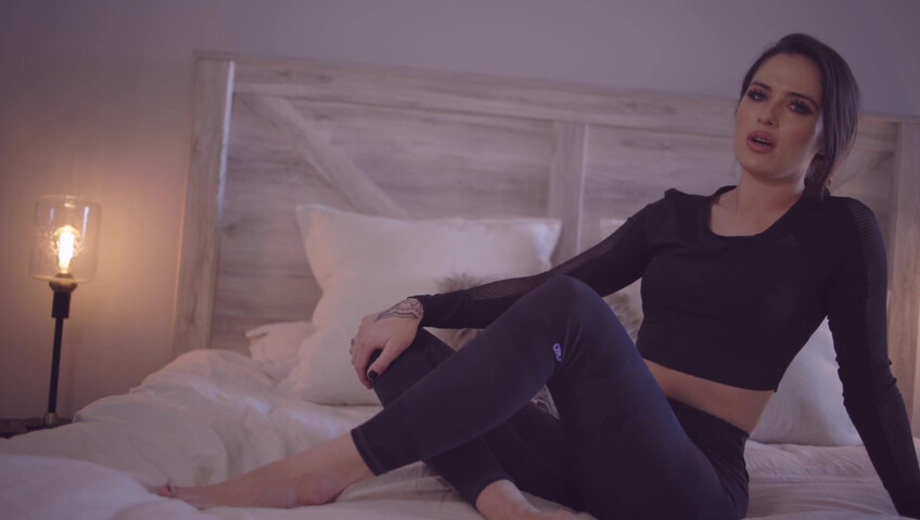 Goddess Alessa - Eat it for StepMommy