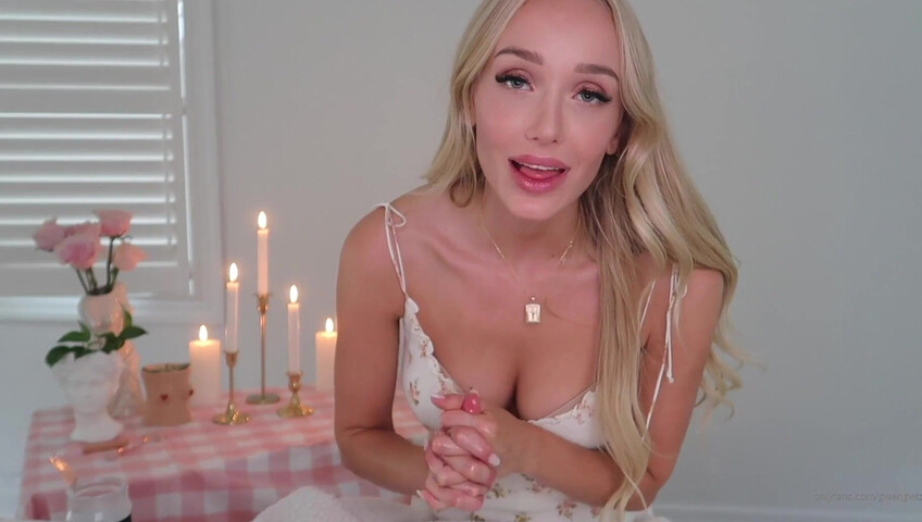 Gwen Gwiz - ASMR - Oil Massage and BJ