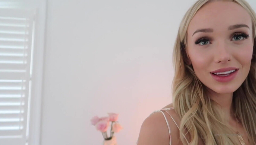 Gwen Gwiz - ASMR - Oil Massage and BJ