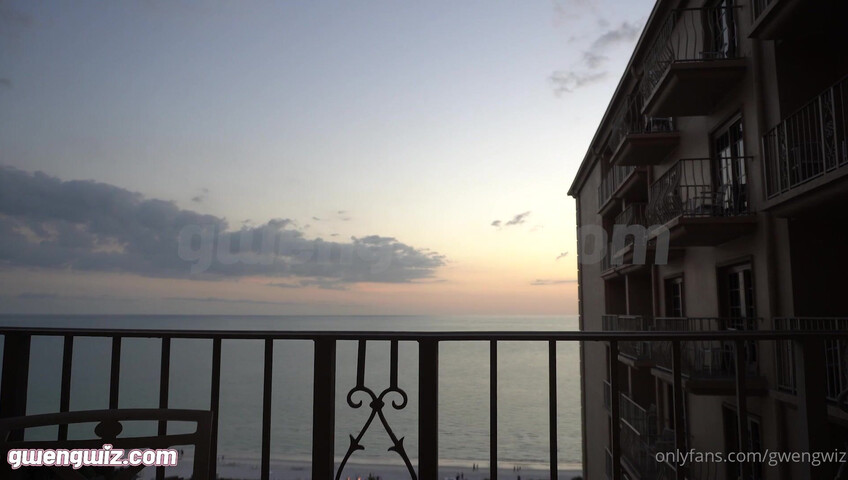 GwenGwiz - 4 May 2021 - Travel With Me