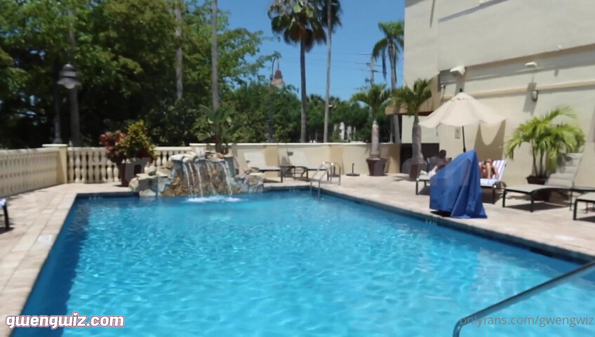 GwenGwiz - 4 May 2021 - Travel With Me