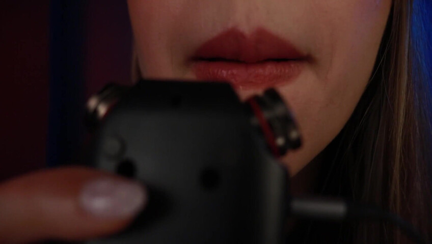 frivvifox Tascam *Muah* Kisses & Finger Nibbles ~ (Patreon)